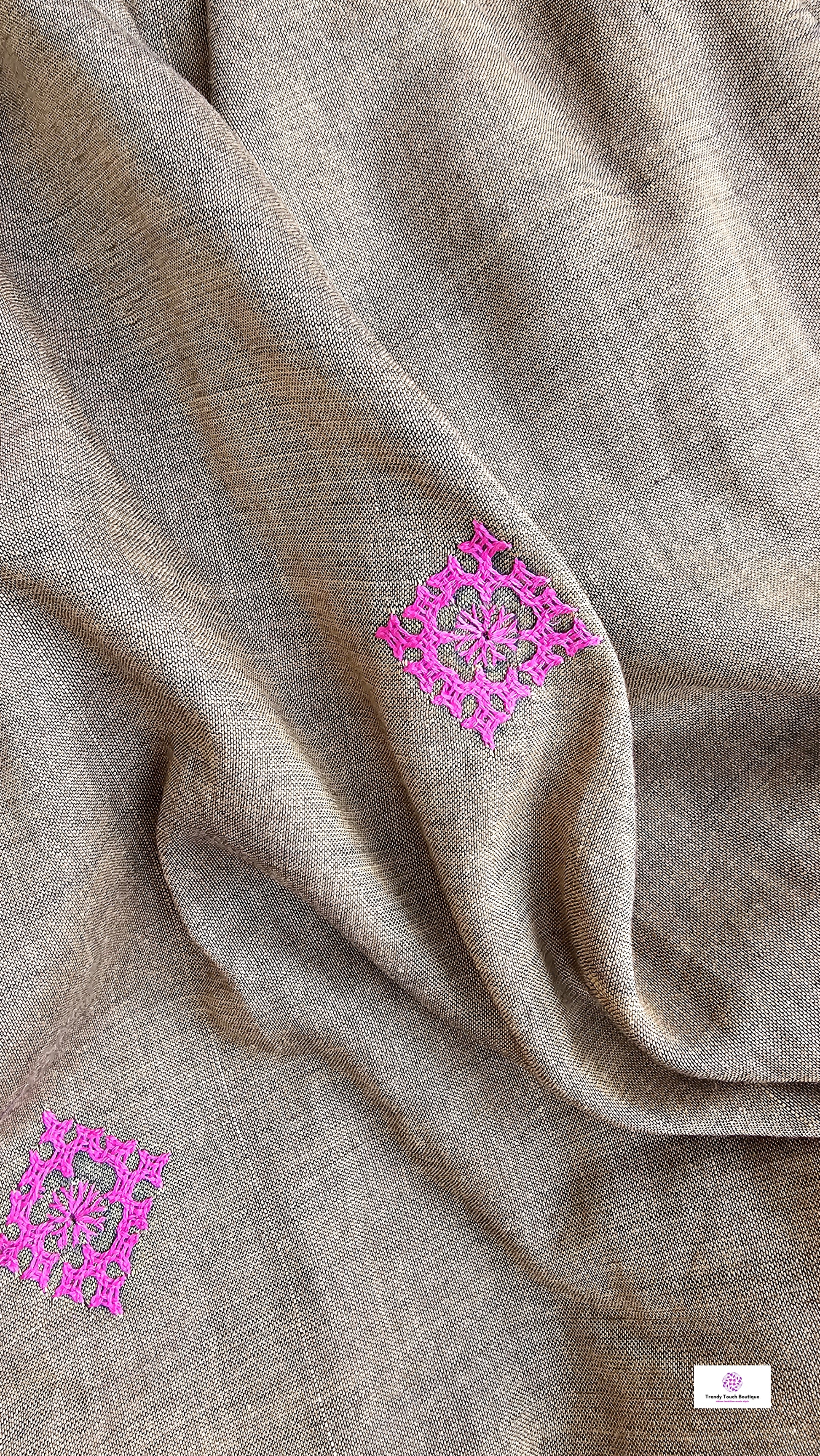 brown and pink kutch hand embroidered mulcotton saree casual and office wear lightweight with blouse piece best price