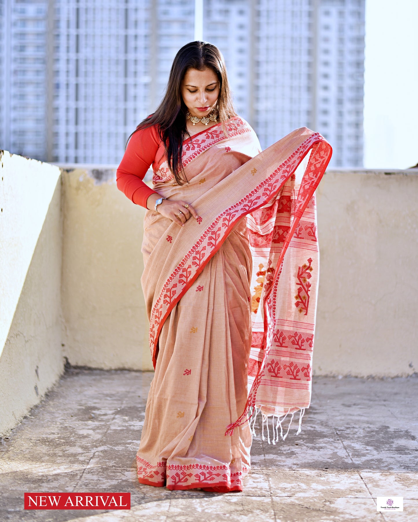 phulia pure Bengal cotton handloom saree  lightweight regular wear, office wear, puja and temple visits, casual ocassions, with blouse piece best price brown red and yellow