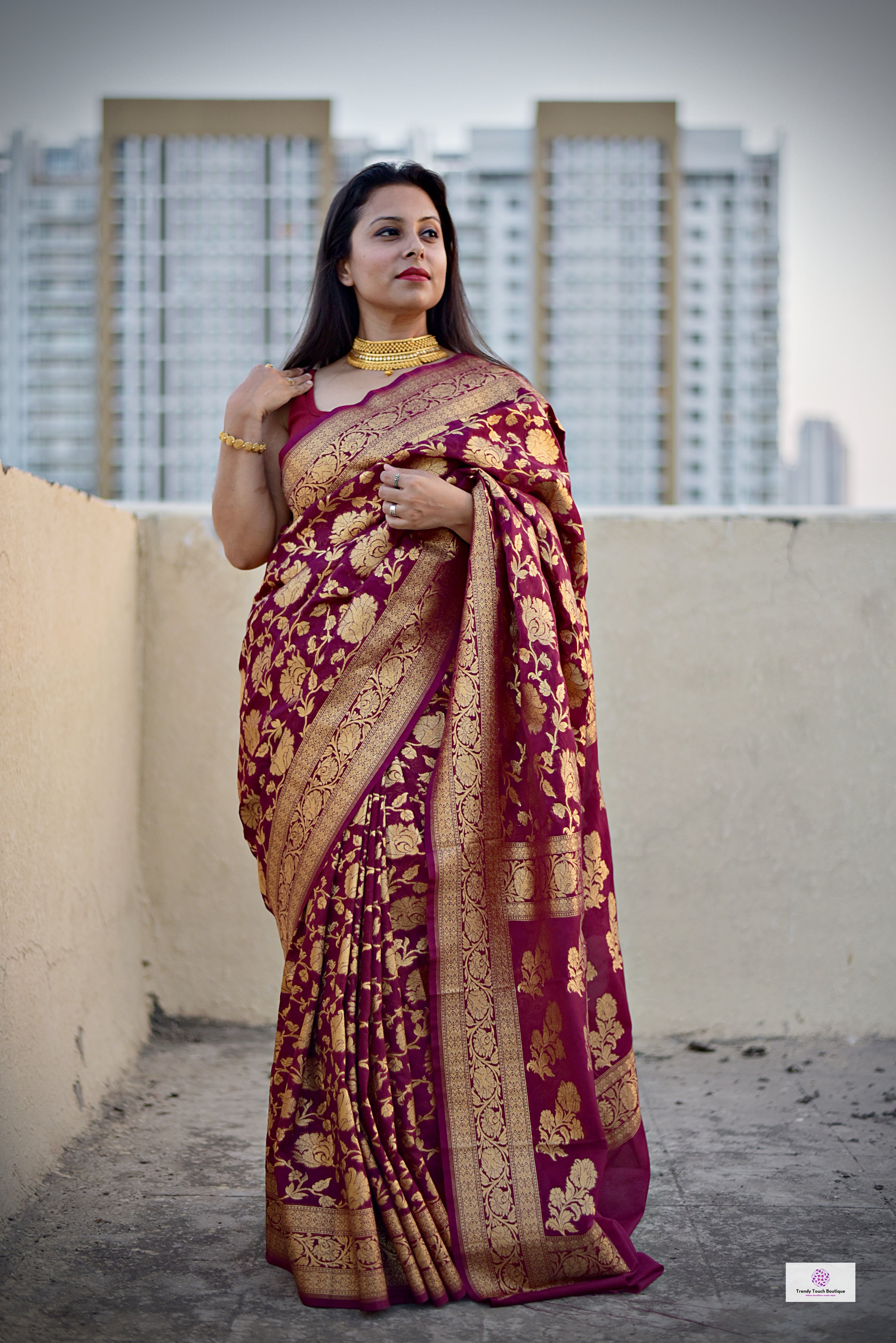 Ethnic Motifs Woven Design Zari Silk Blend Banarasi Saree – Trendphoria