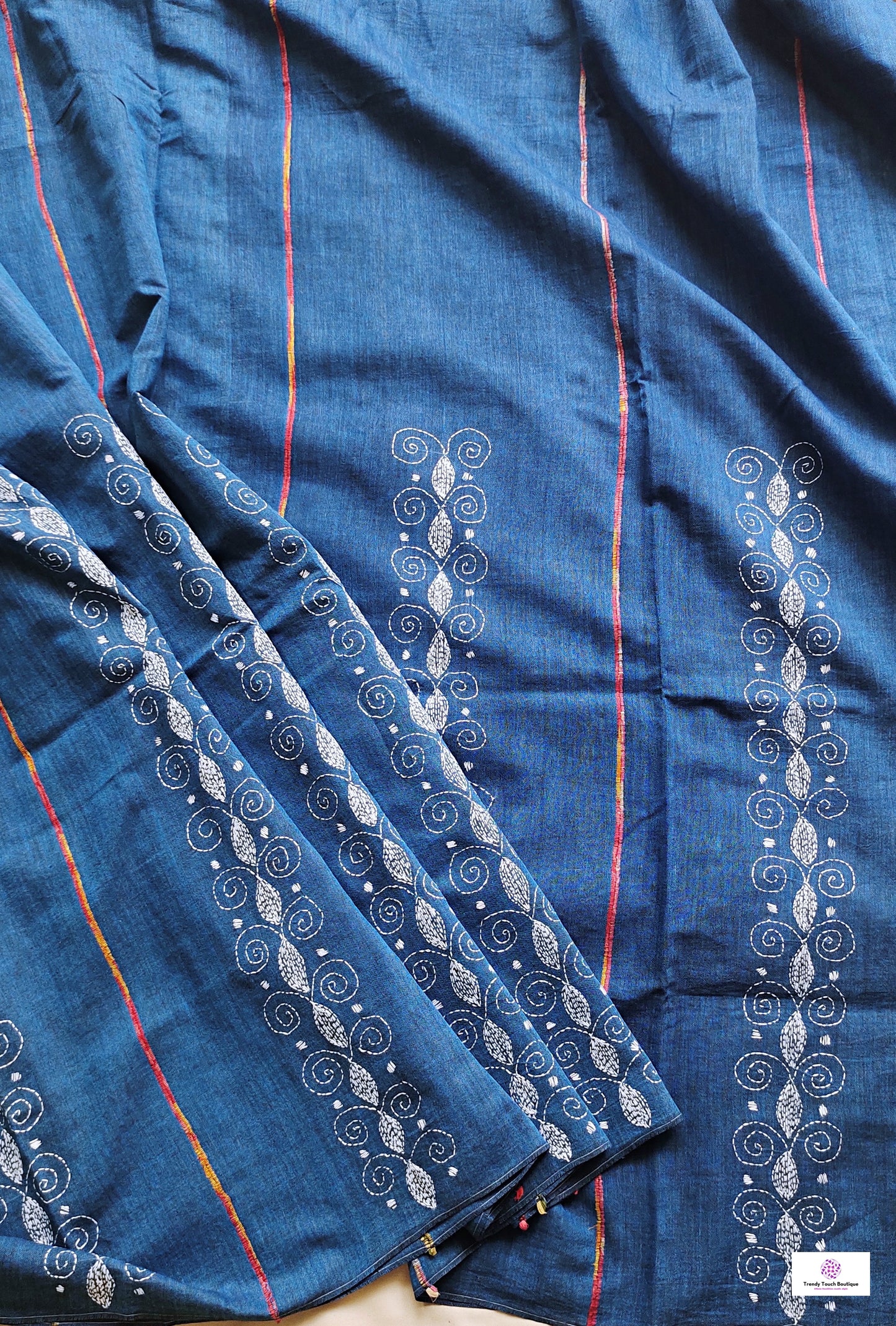 blue and white kantha handembroidered designer khesh khadi cotton handloom saree best summer fabric with blouse piece best price wedding functions