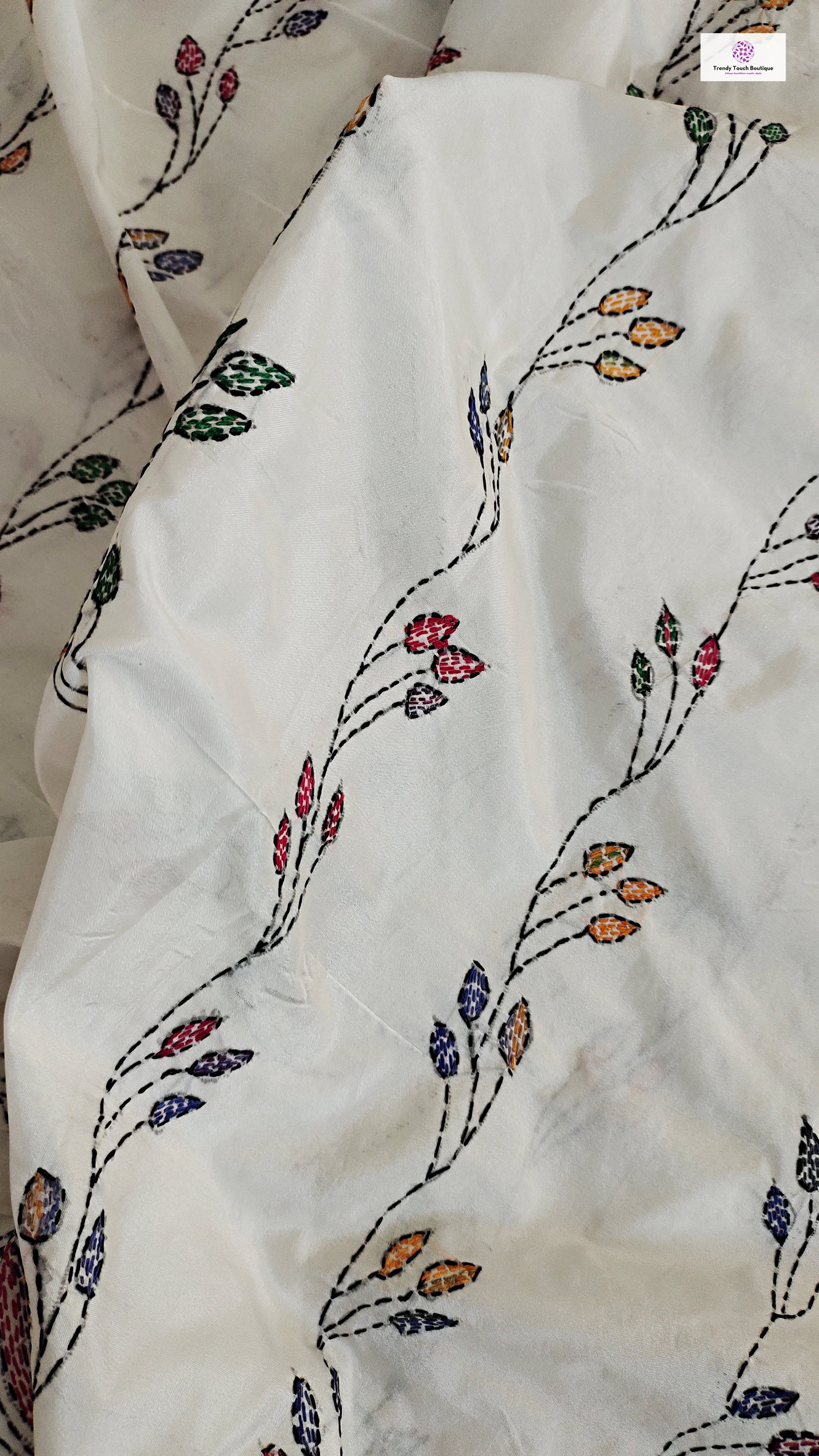 White floral design kantha stitch hand embroidered soft bangalore silk saree wedding season party wear marriage celebration affordable price with blouse piece designer saree