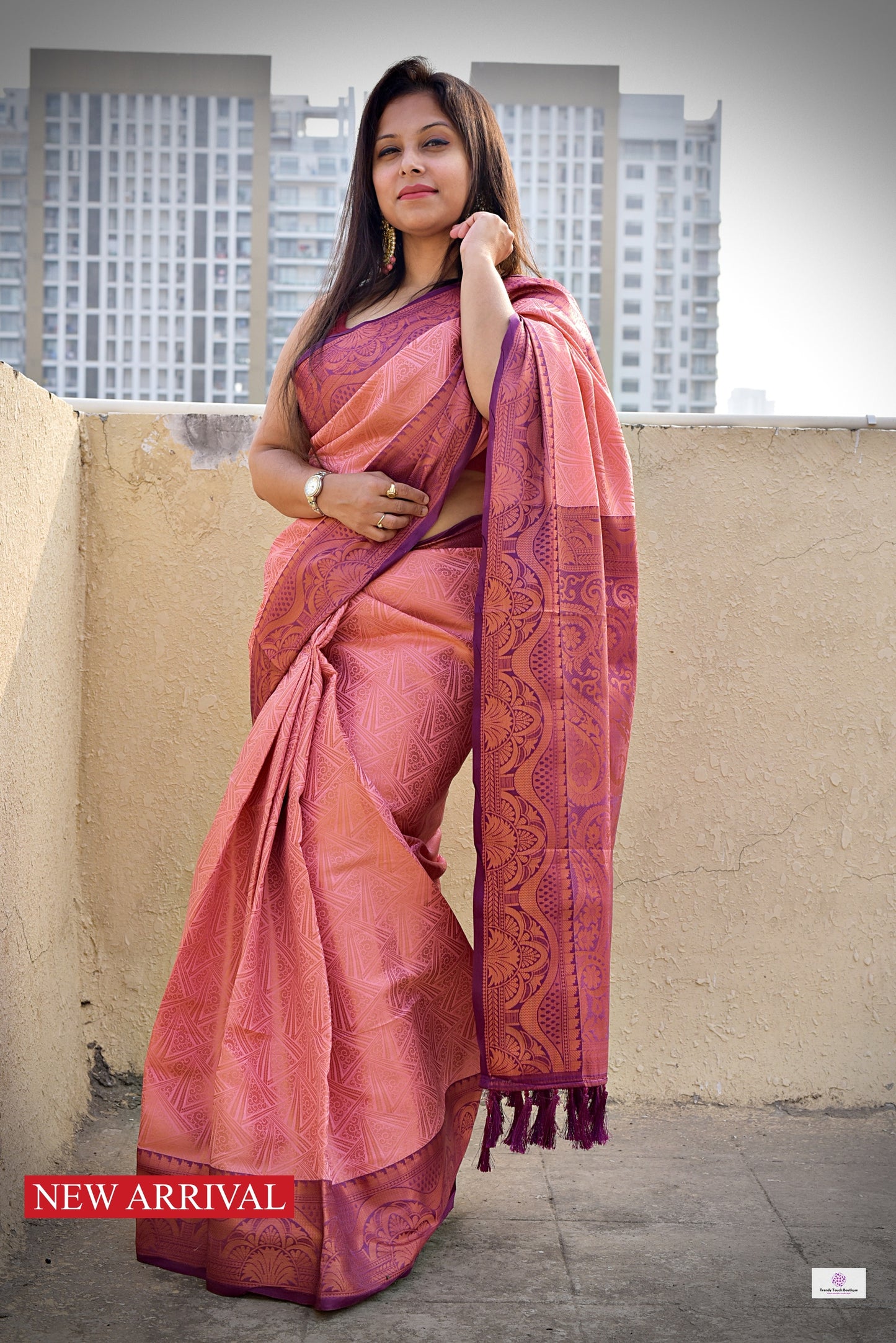 ESHA - KUBERA PATTU SILK SAREE - PEACH PINK