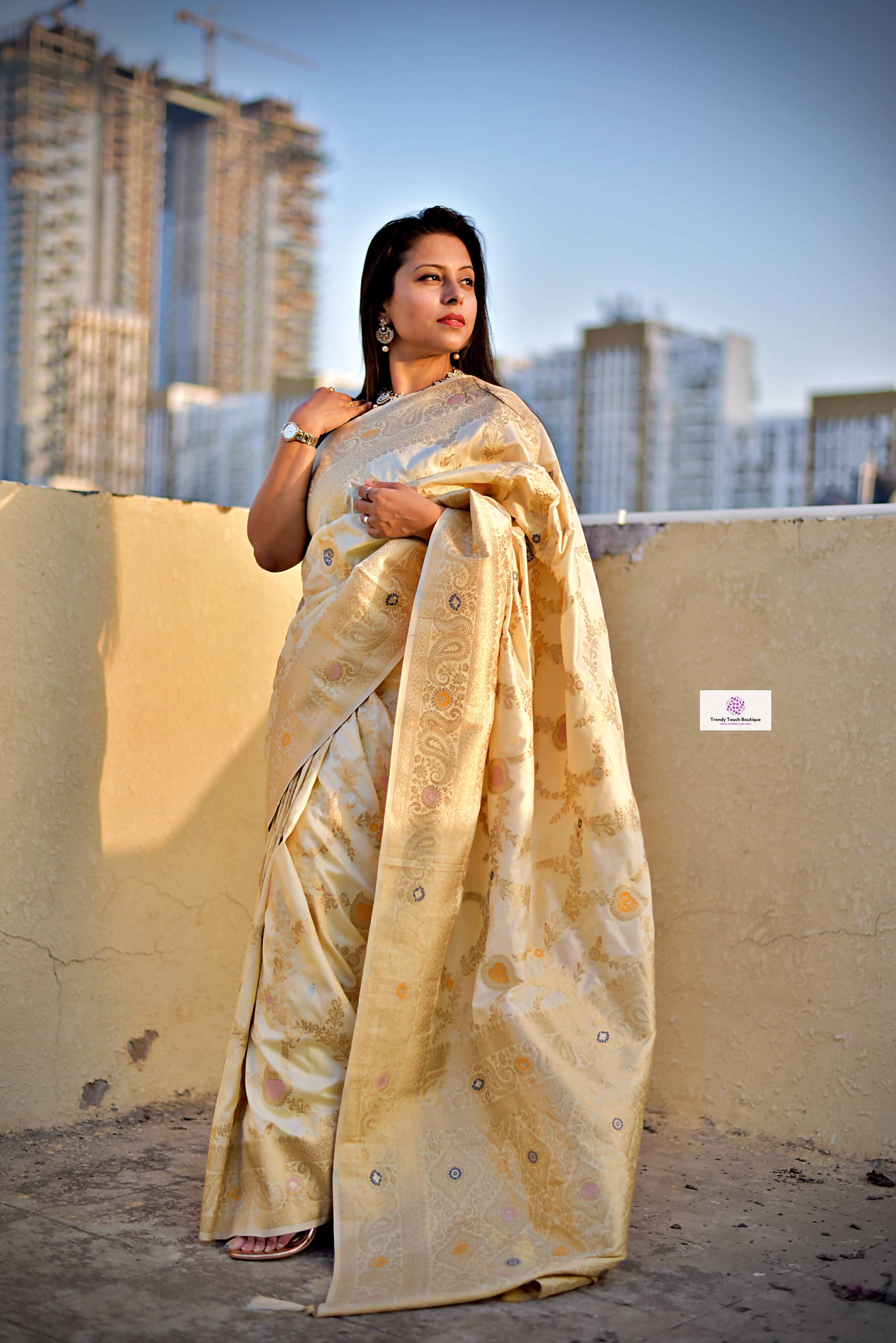 WoodenTant Bengali Fashion Banarasi Soft Silk with Cotton mix saree with  woven zari and Tassels. (Navy Blue).