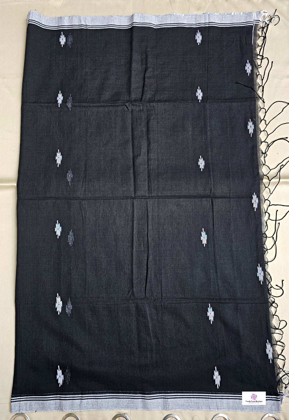 BLACK ROSE - MULCOTTON JAMDANI HANDLOOM SAREE (BLACK)