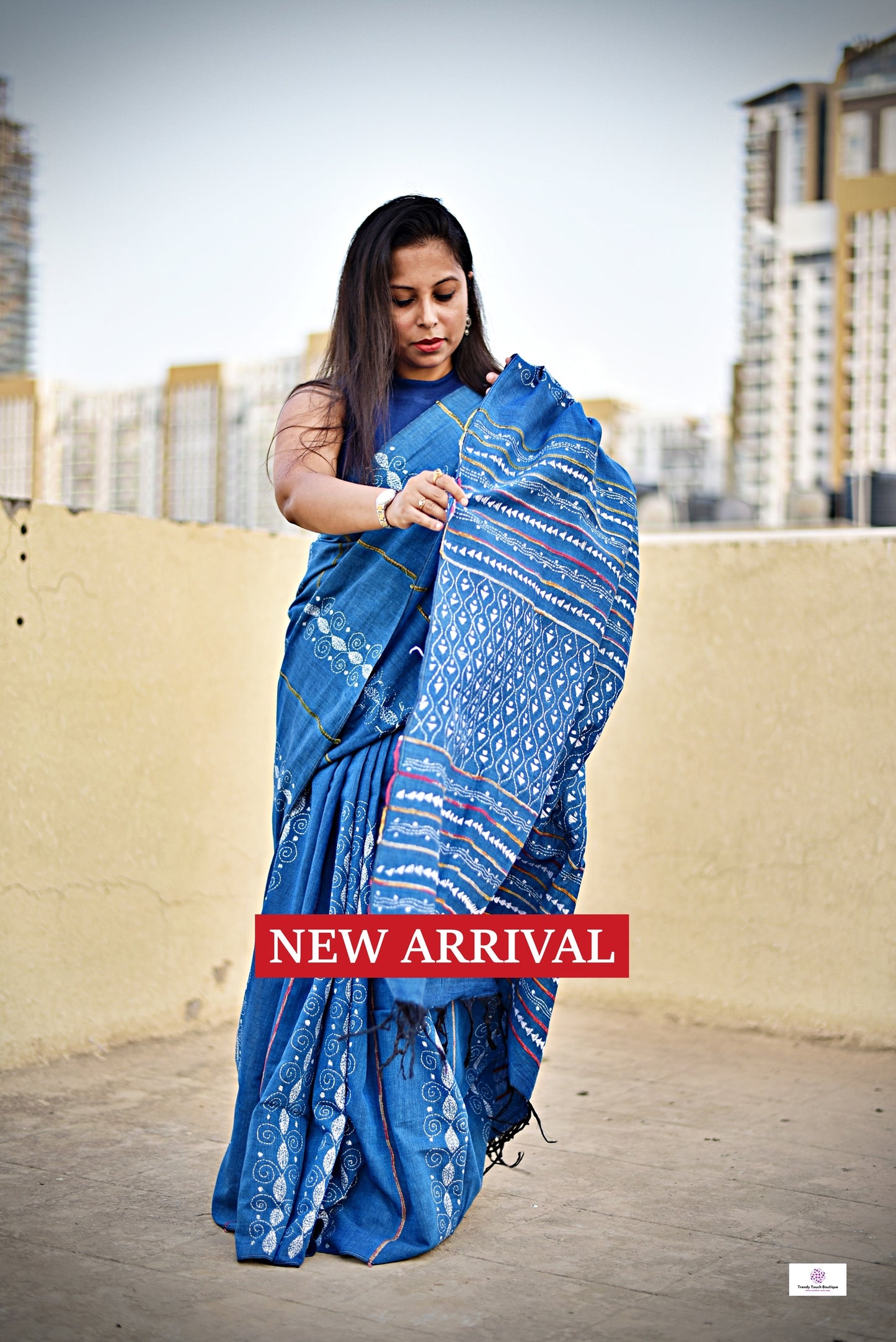 blue and white kantha handembroidered designer khesh khadi cotton handloom saree best summer fabric with blouse piece best price wedding functions