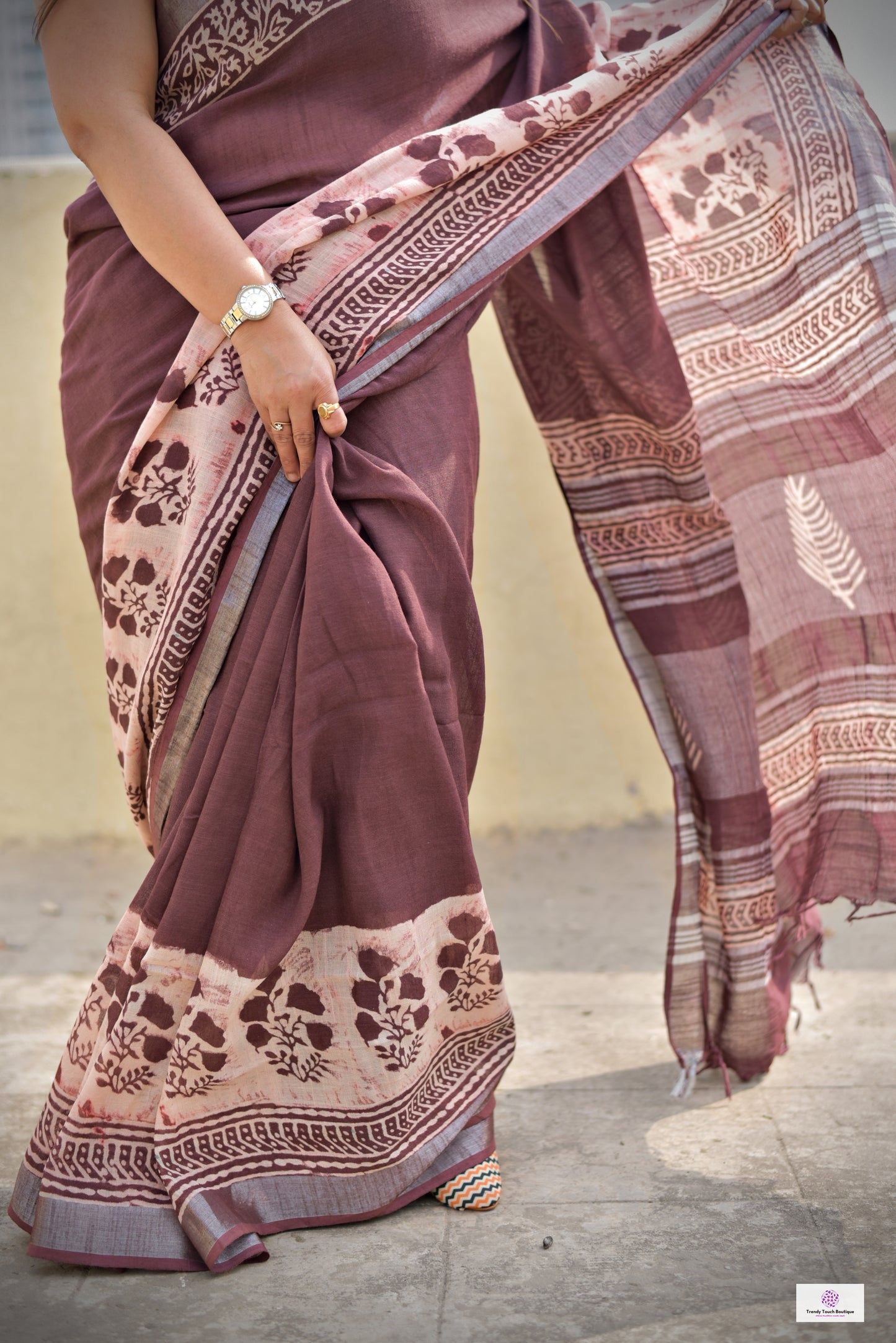  best summer handwoven handloom fabric handblock print organic slub linen saree brown color floral pattern at best price online with blouse piece for office wear or everyday styling!