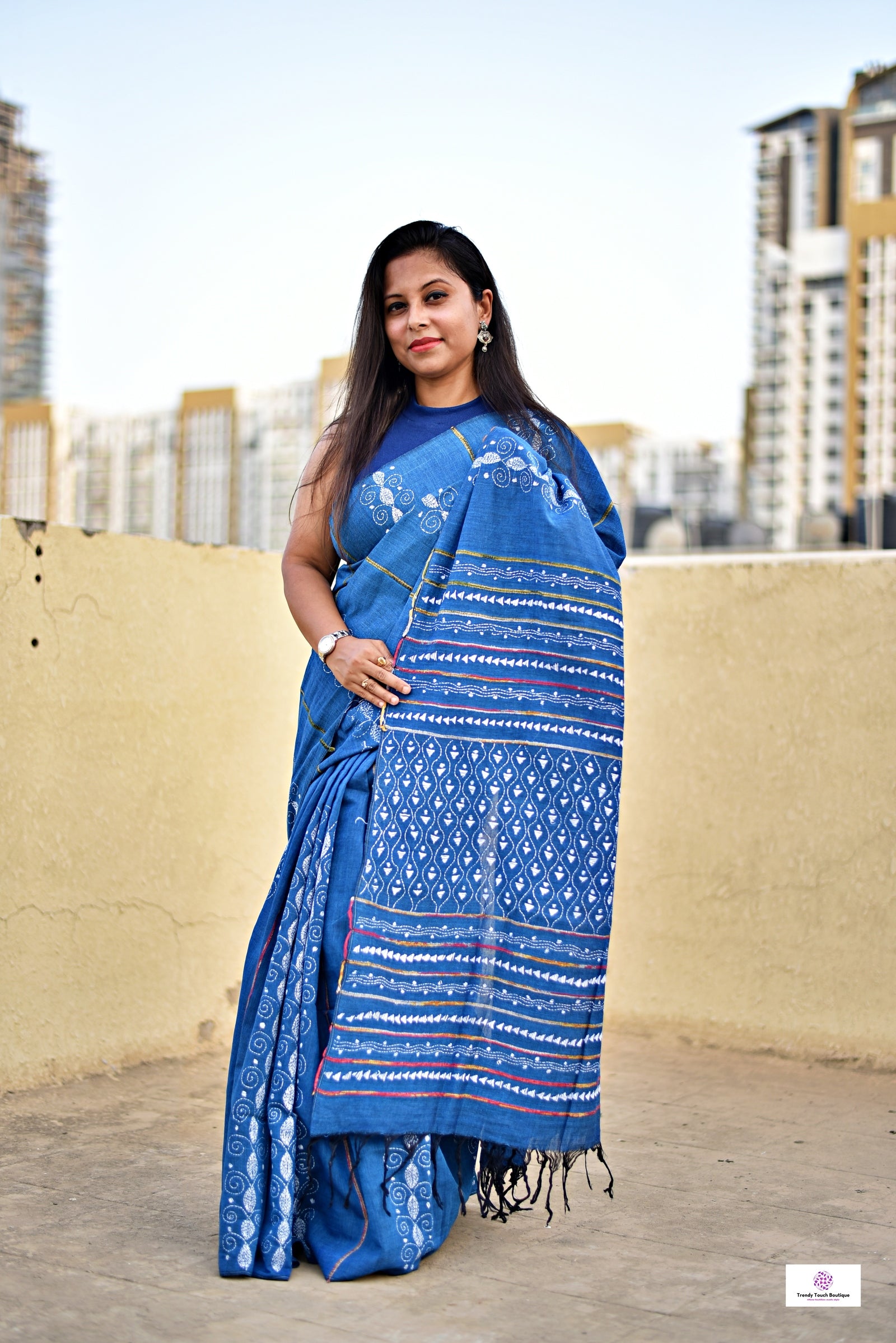 blue and white kantha handembroidered designer khesh khadi cotton handloom saree best summer fabric with blouse piece best price wedding functions